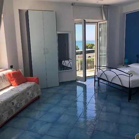 Blue Sea 3* ساليرنو