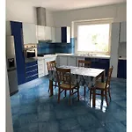 Blue Sea Σαλέρνο